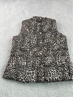 Crown & Ivy Petite Leopard Print Puffer Vest Women’s PM Tan Black Quilted